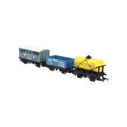 Hornby R60135 OO RailRoad Triple Wagon Pack Various
