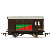 Hornby R60278 OO BR - Bertram Mills Circus 707 - Horse Box