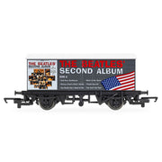 Hornby R60301 OO The Beatles - Second Album US Album Cover - Wagon
