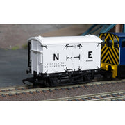 Hornby R60350 OO RailRoad Refrigerator Van