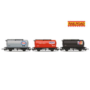 Hornby R60362 OO RailRoad Tankers Triple Pack
