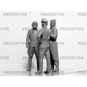 ICM 32117 1/32 Pilots Of The Soviet Air Force 1943-1945