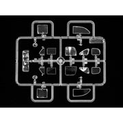 ICM 35476 1/35 Kapitan 2-door Saloon WWII German Staff Car 4823044402915