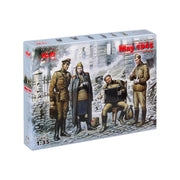 ICM 35541 1/35 Soviet Soldier Set May 1945