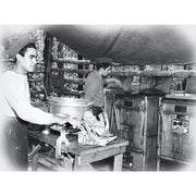 ICM 35619 1/35 US Field Stove M1937 with Cooks