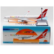 Inflight200 IF332QF0723 1/200 Qantas Airbus A330-200 VH-EBL Pride is in the Air