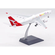 Inflight200 IF332QF0723 1/200 Qantas Airbus A330-200 VH-EBL Pride is in the Air