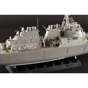 i love Kit 62008 1/200 SS Donald Cook DDG-75 Destroyer