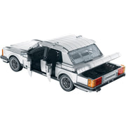 IM Master Holden VH Commodore White