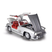 IXO Models 1/8 Mercedes-Benz 300 SL-S