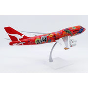 JC WINGS XX20377 1/200 Qantas Boeing 747-400 Wunala with GE engine Reg VH-OEJ With Stand