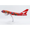 JC WINGS XX20377 1/200 Qantas Boeing 747-400 Wunala with GE engine Reg VH-OEJ With Stand