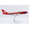 JC WINGS XX20377 1/200 Qantas Boeing 747-400 Wunala with GE engine Reg VH-OEJ With Stand