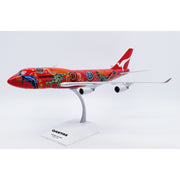 JC WINGS XX20377 1/200 Qantas Boeing 747-400 Wunala with GE engine Reg VH-OEJ With Stand