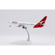 JC Wings XX20393 1/200 Qantas Boeing 737-400 "Port Pirie" Reg: VH-TJZ With Stand