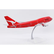 JC Wings XX20376 1/200 Qantas Boeing 747-400 All Red Reg: VH-OEJ With Stand