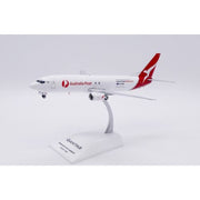 JC Wings 1/200 Qantas Freight Boeing 737-400(SF) "Australia Post" Reg: VH-XNH With Stand