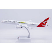 JC wings XX20568A 1/200 Qantas Boeing 787-9 Dreamliner "Go Australia" Reg: VH-ZNH "Flaps Down" With Stand