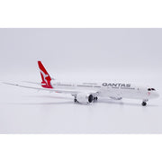 JC Wings XX40367A 1/400 Qantas Boeing 787-9 Dreamliner Reg: VH-ZNF With Antenna 'Flaps Down'