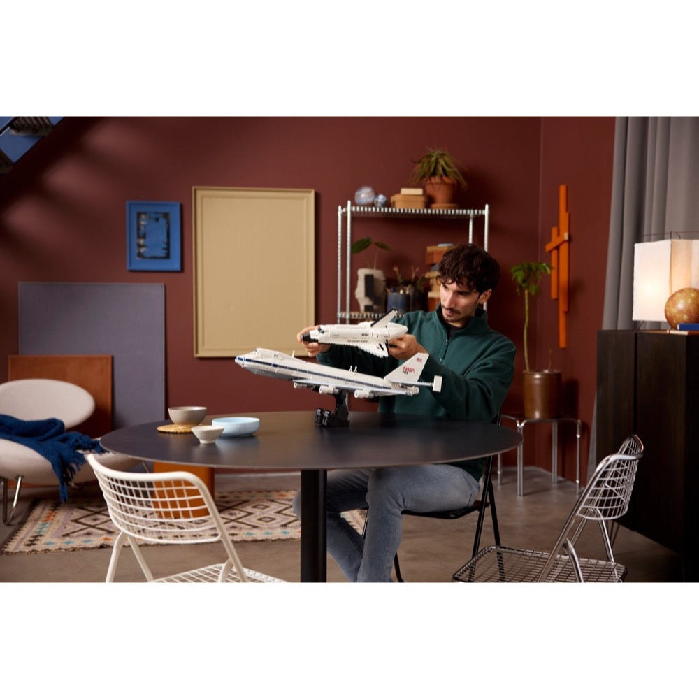 Lego 10360 Icons Shuttle Carrier Aircraft