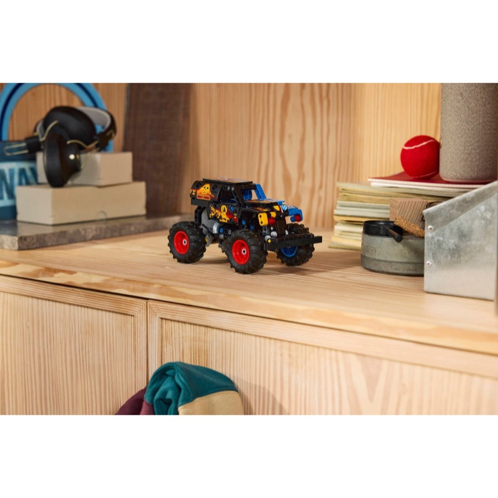 LEGO 42219 Technic Monster Jam Grave Digger Fire and Ice