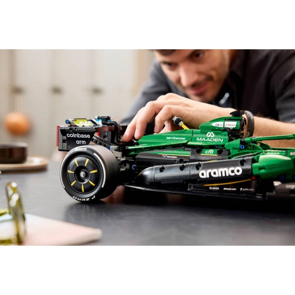 Lego Aston Martin Aramco AMR25 F1 Car