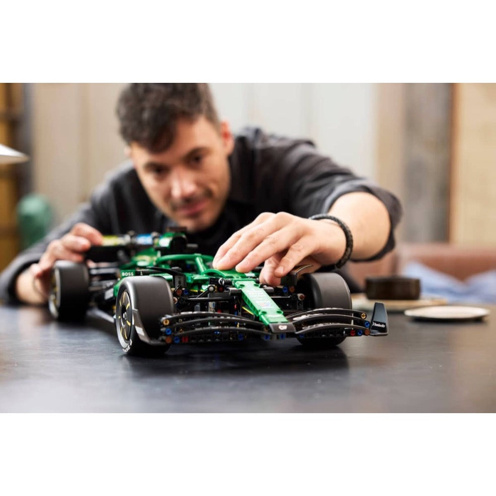 Lego Aston Martin Aramco AMR25 F1 Car