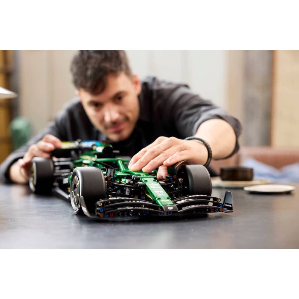 Lego Aston Martin Aramco AMR25 F1 Car