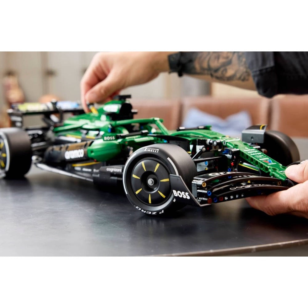 Lego Aston Martin Aramco AMR25 F1 Car