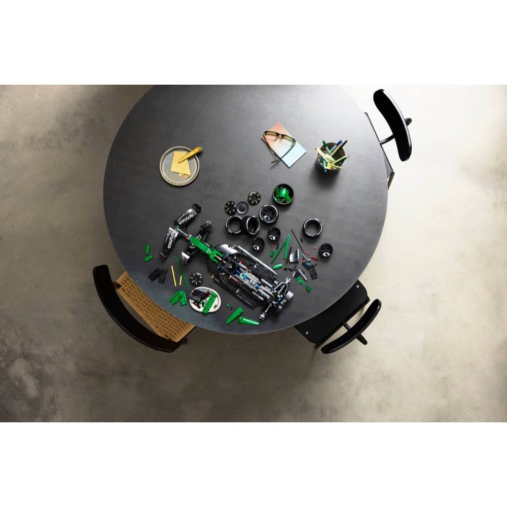 Lego Aston Martin Aramco AMR25 F1 Car