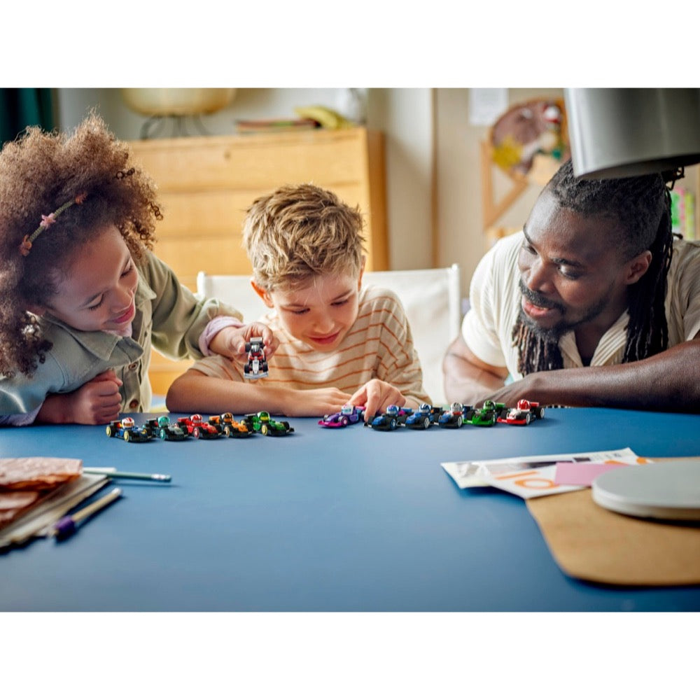 Lego 71049 Minifigures F1 Collectible Race Cars