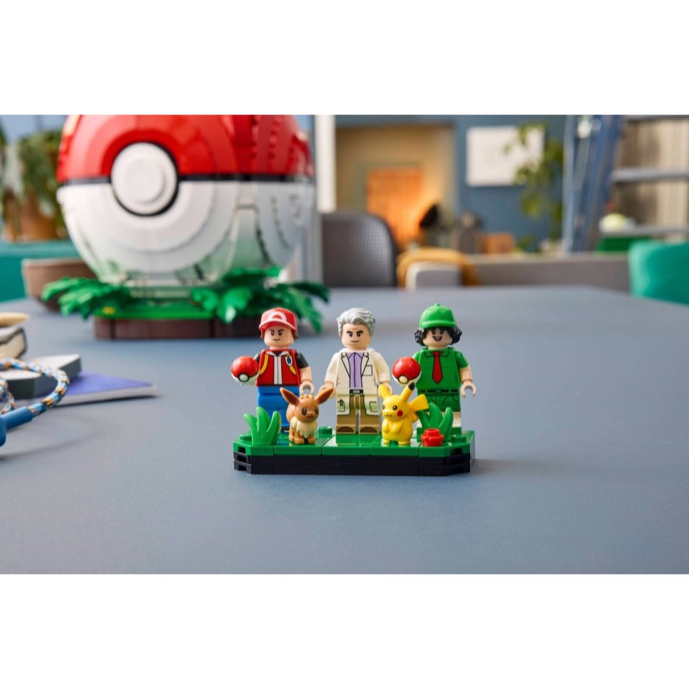 Lego Iconic Trainer Moments Poke Ball