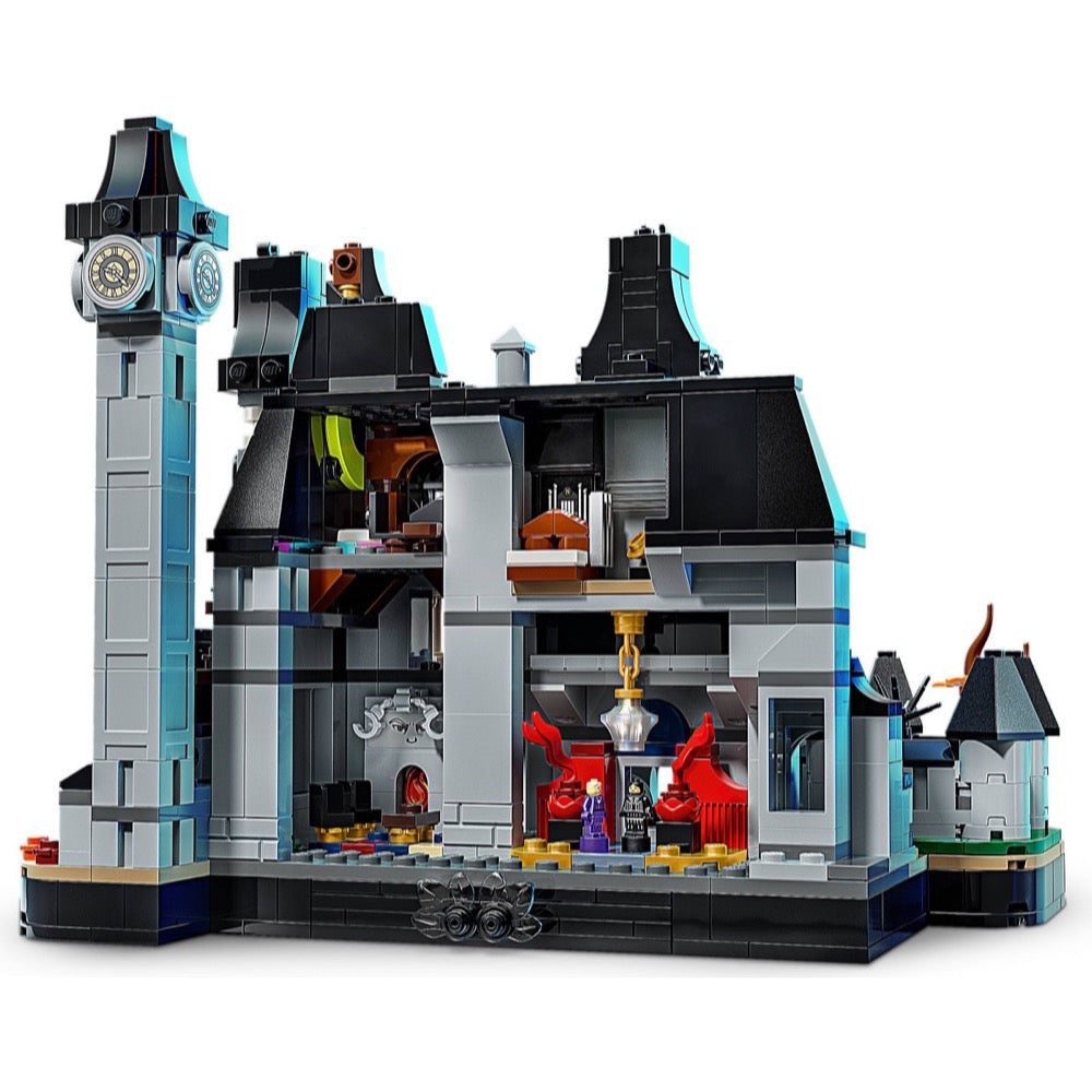 Lego Wednesday Nevermore Academy