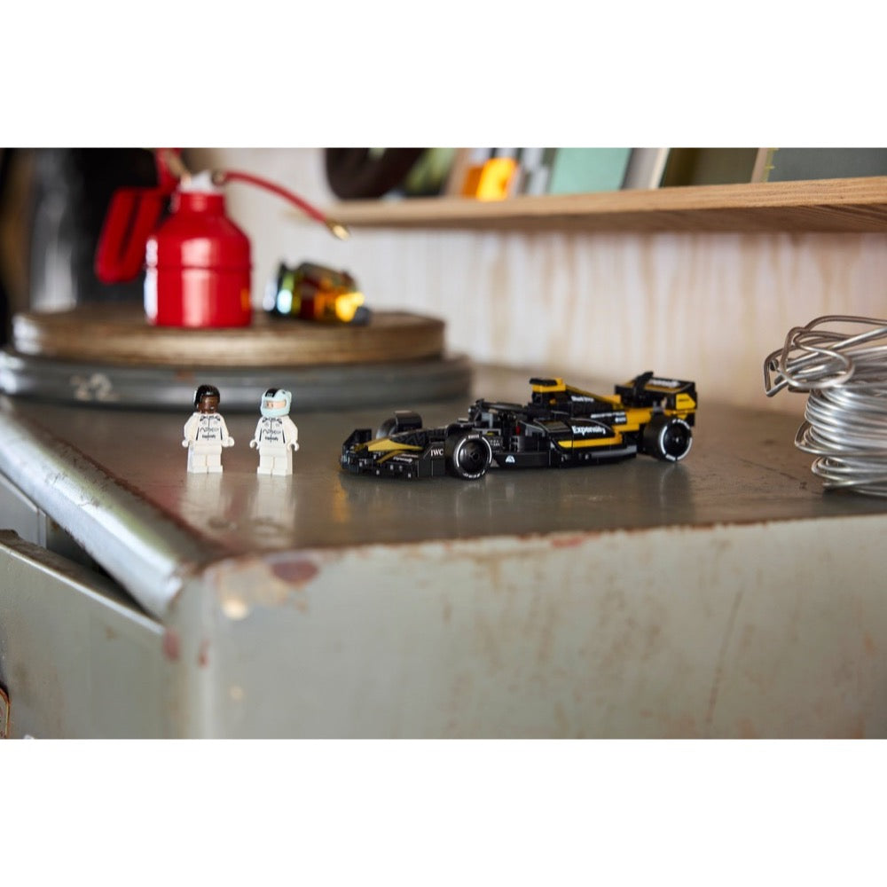 LEGO 77252 Speed Champions APXGP Team Race Car from F1 The Movie