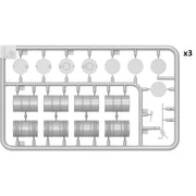 MiniArt 49007 1/48 Fuel and Oil Drums 1930-50s