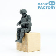 Magic Factory 7502 1/35 USMC MRZR D4 Crew Set
