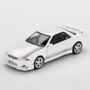 Mini GT MGT01066-R 1/64 Nissan Skyline GT-R (R32) VeilSide Combat C-I White