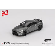 Mini GT MGT01089-R 1/64 Nissan GT-R 2013 Dark Metal Gray Nismo R35 CRS Version