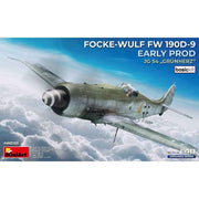 MiniArt 48035 1/35 Focke-Wulf Fw 190D-9 Early Prod. Jg54 "Grunherz‚Äú Basic Kit