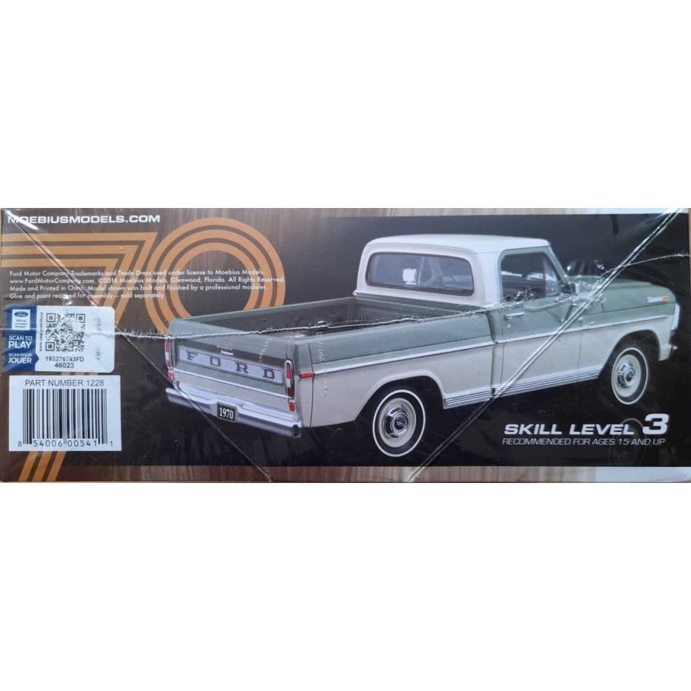 Moebius 1970 Ford F-100 Custom Short Bed Pickup – 1:25 Scale Plastic Model Kit