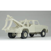 Moebius 2598 1/25 1972 Ford F-350 Wrecker 4x4 High Side