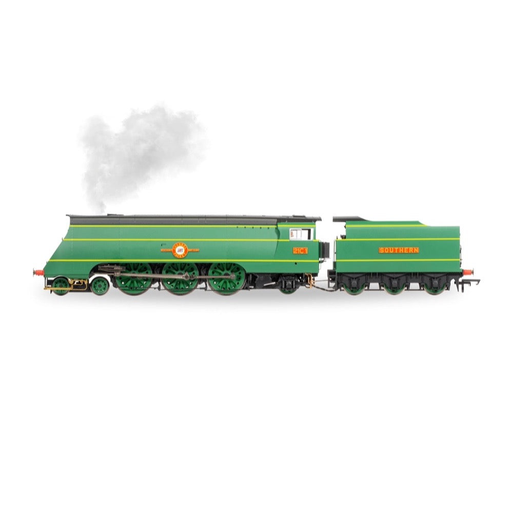 Hornby R30399SS SR Merchant Navy Class 21C1 Channel Packet with Steam Generator