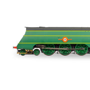 Hornby R30399SS SR Merchant Navy Class 21C1 Channel Packet with Steam Generator
