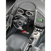 Revell 07057 1/24 Audi R8 Black