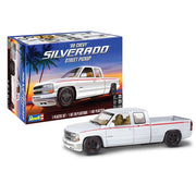 Revell 14538 1/25 1999 Chevy Silverado Custom Pickup