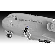 Revell 1/144 Boeing C-17A Globemaster III With AUS. Decals