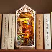 Robotime Rolife DIY Bookends Kit Holiday Cafe