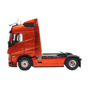 Solido 1/24 Volvo Trucks FH Globetrotter XL Golden Red Metallic 2023