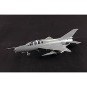 Trumpeter 02824 1/48 JJ-7 Trainer
