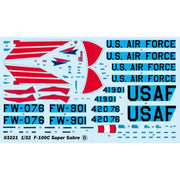 Trumpeter 03221 1/32 F-100C Super Sabre